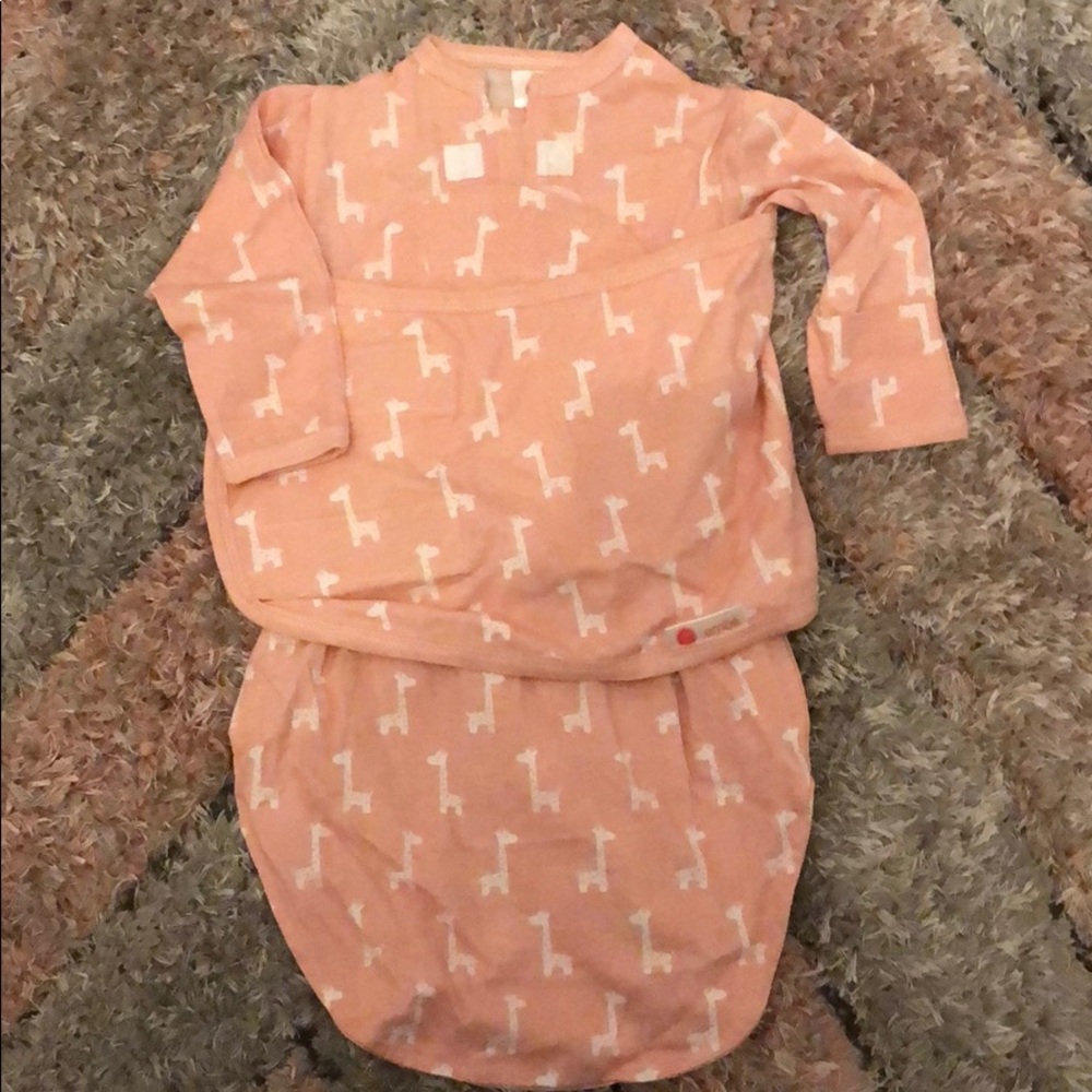 Embe swaddle Brand NWOT
